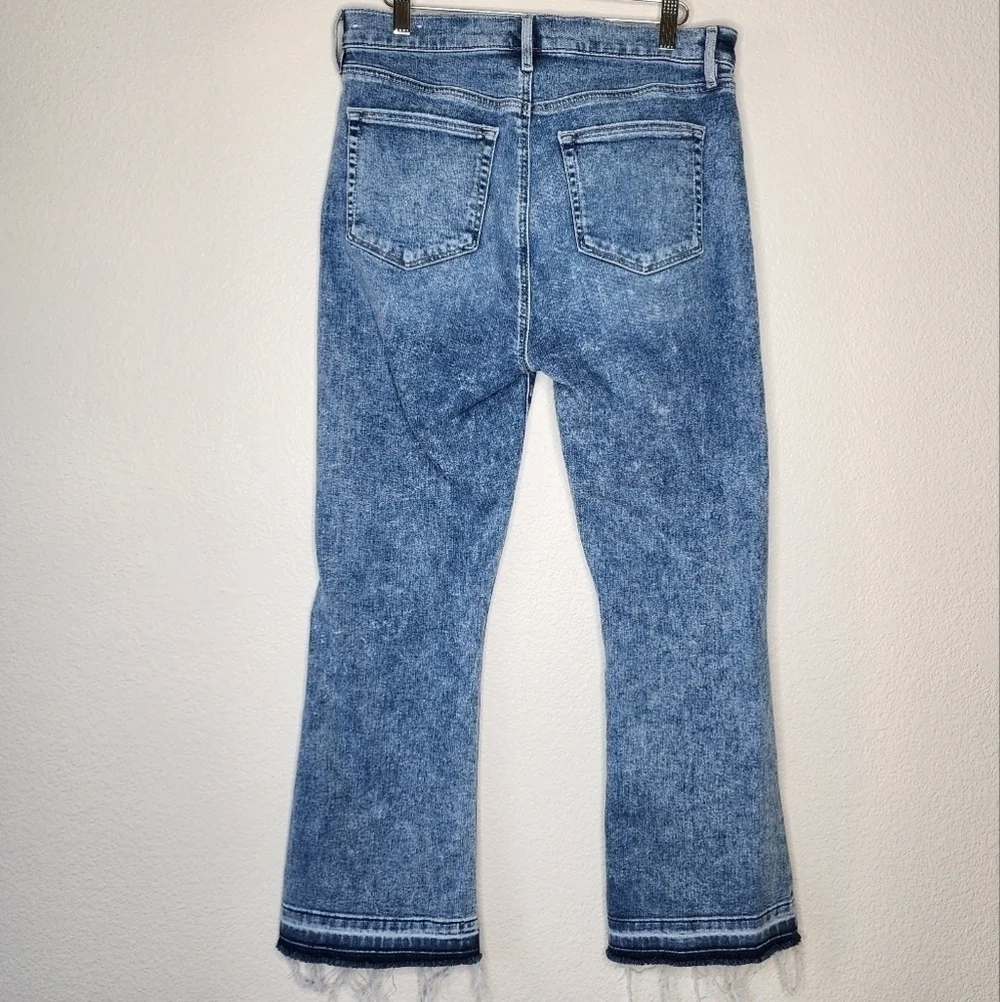 LOFT Flare Crop Blue Jeans 29/8